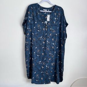 Short-Sleeve Loose Dress with Split Neckline XXL